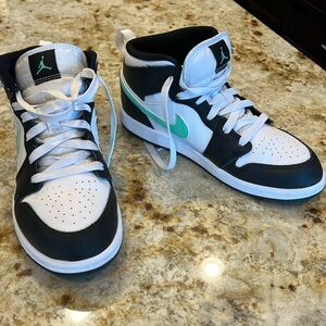 Girls Nike sneakers, size 3